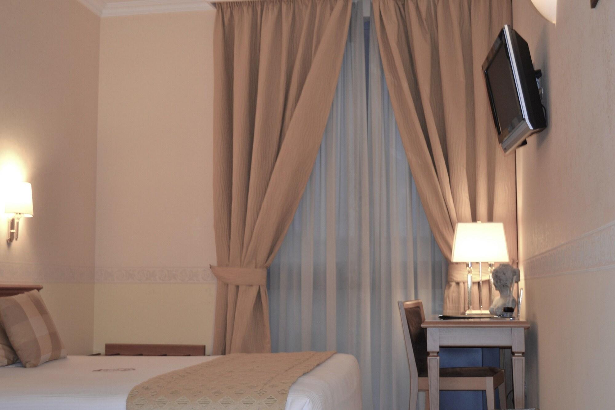Seccy Hotel Boutique Art & Museum Fiumicino Ngoại thất bức ảnh