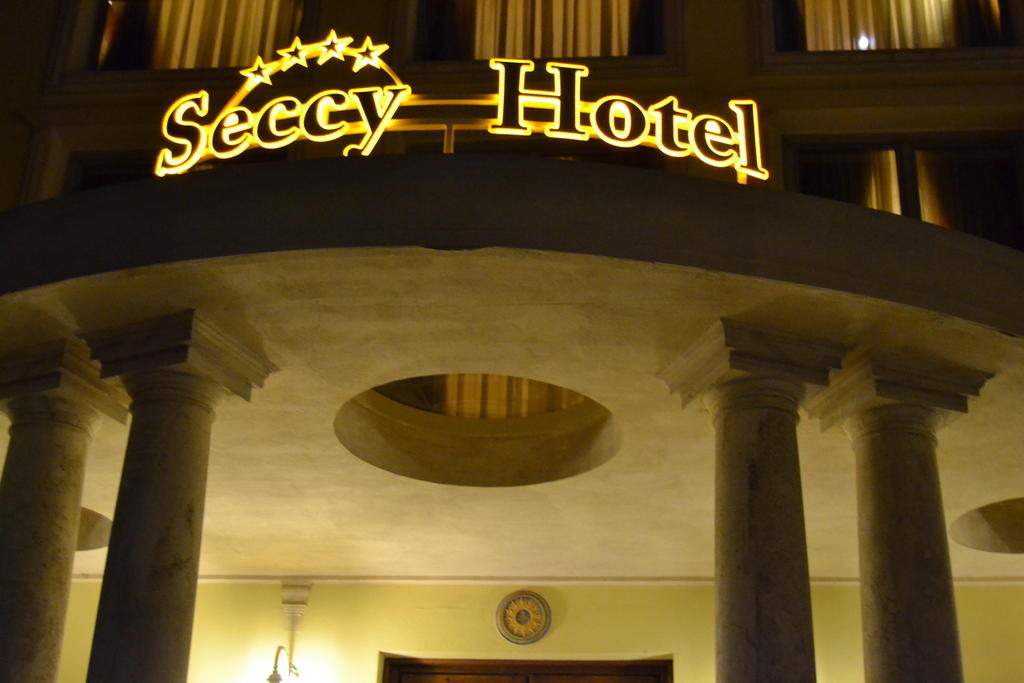 Seccy Hotel Boutique Art & Museum Fiumicino Ngoại thất bức ảnh
